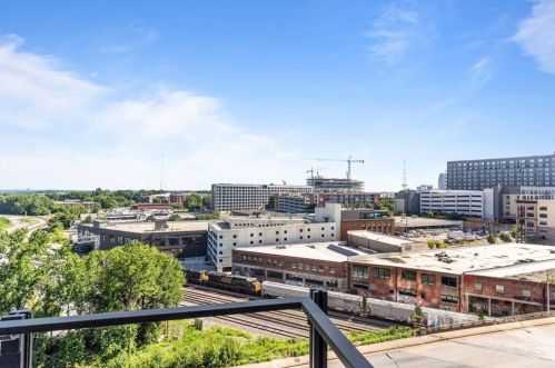 788 Marietta St, Atlanta GA 30318-5750 exterior