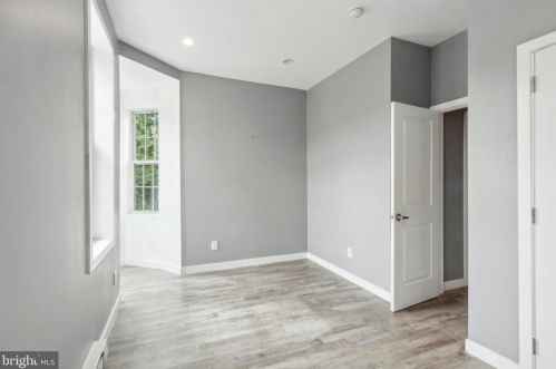 3530 18 St, Philadelphia PA 19140-4034 exterior