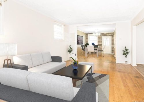 3238 Corsa Ave, Bronx NY 10469-2810 exterior