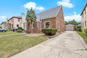 2770 Avondale Blvd, Milwaukee WI 53210-1364 exterior