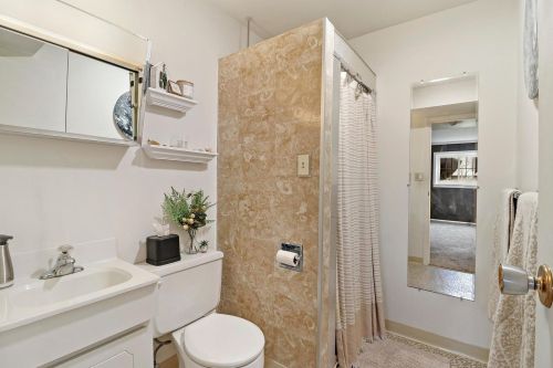 721 Darlington Ln, Bull Valley IL 60014-7873 exterior