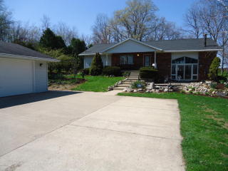 2453 Walton Rd, Niles MI  49120-9000 exterior