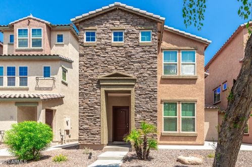 7768 Bonitos Dr, Phoenix, AZ 85035-5074