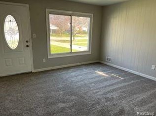 4902 Roosevelt Blvd, Dearborn Heights MI  48125-2539 exterior