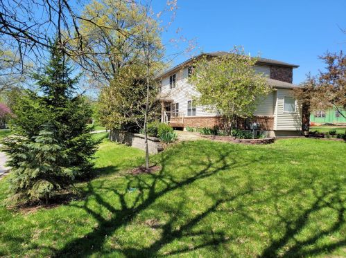 1 Crabapple Ct, Saint Louis MO 63132-3422 exterior