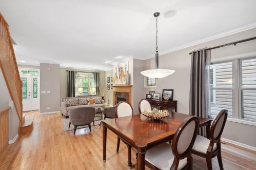 4008 Kolmar Ave, Chicago IL 60712-4703 exterior