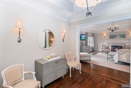 32 Ackerman Rd, Upper Saddle River NJ 07458 exterior