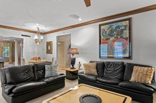 4912 Andros Dr, Tampa FL 33629-4802 exterior