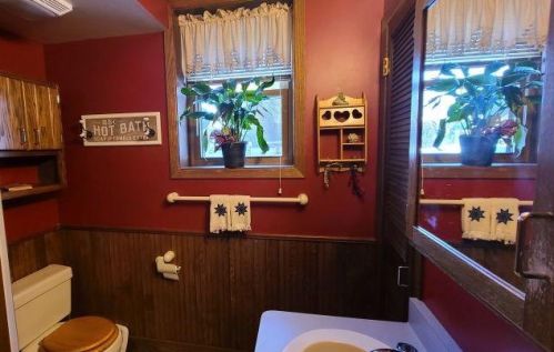 1080 Boughton St, Watertown WI 53094-4126 exterior