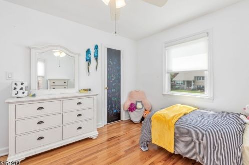 2 Lenhome Dr, Cranford NJ 07016-2954 exterior