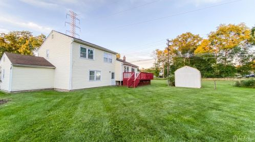 295 Mckinley Ave, Edison NJ 08820-1623 exterior