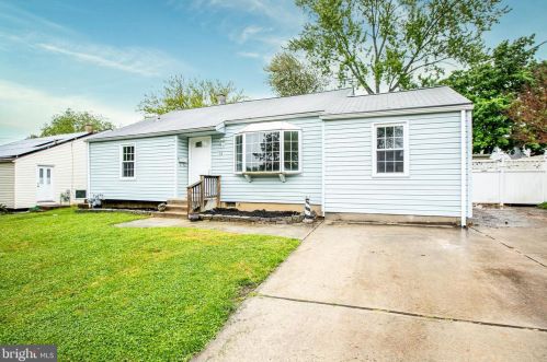 31 Elton Ave, Trenton, NJ 08620-1501