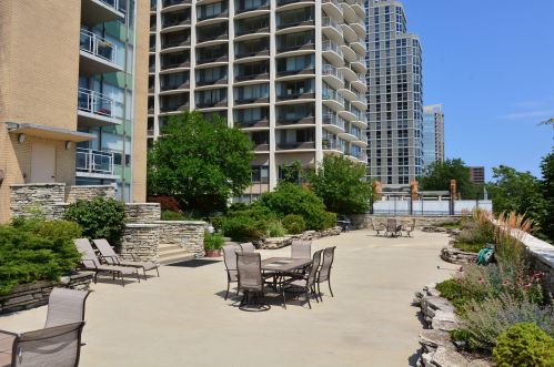 1610 Prospect Ave, Milwaukee WI 53202-2499 exterior