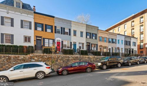 1030 31st St, Washington DC  20007-4405 exterior