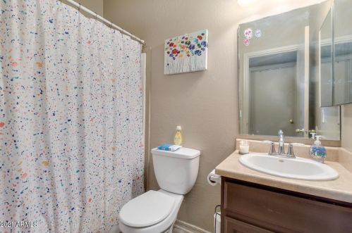 2041 Adams, Phoenix AZ 85007-2699 exterior