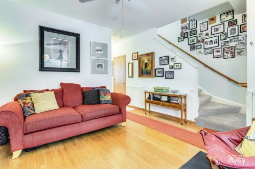 908 40, Chicago IL 60653-2803 exterior