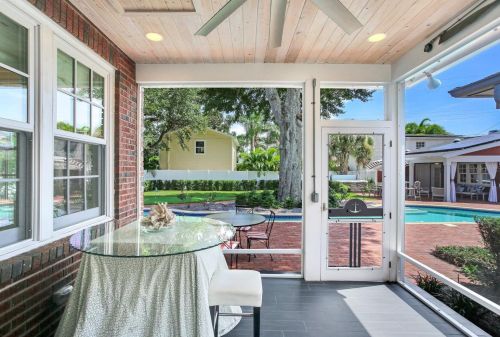 2820 Fountain Blvd, Tampa FL  33609-4012 exterior