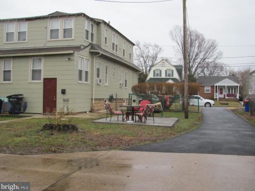 21 Collingswood Ave, Camden NJ 08107-1203 exterior