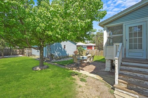 921 Oakland Ave, Joliet IL 60435-4626 exterior