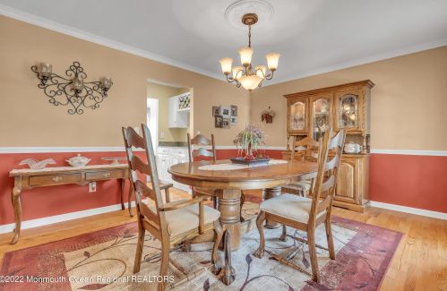 5 Dickens Ct, Jackson Twp NJ  08527-2844 exterior