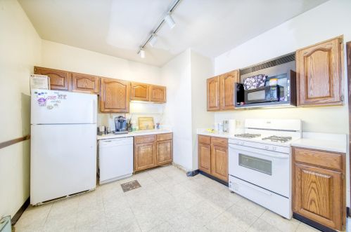 3649 Keeler Ave, Chicago IL 60641-3041 exterior