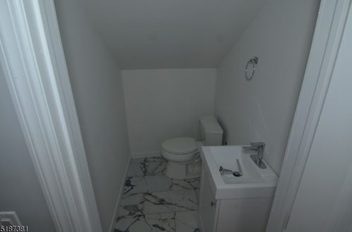 59 6 St, Paterson NJ 07508-2121 exterior