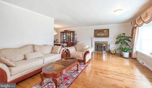 3884 Jeffrey Rd, Huntingdon Valley, PA 19006-2329