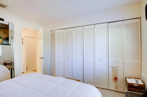 2414 30 Rd, Boca Raton FL 33431-6370 exterior