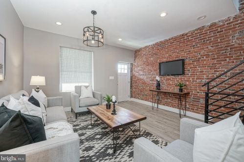 5431 Addison St, Philadelphia PA 19143-1424 exterior