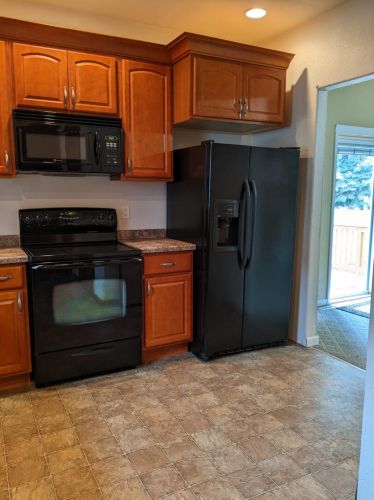 1611 Columbus St, Manitowoc WI 54220-5622 exterior