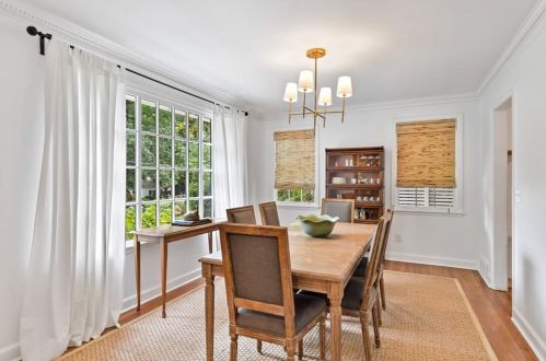 1856 Colland Dr, Atlanta GA 30318-2604 exterior