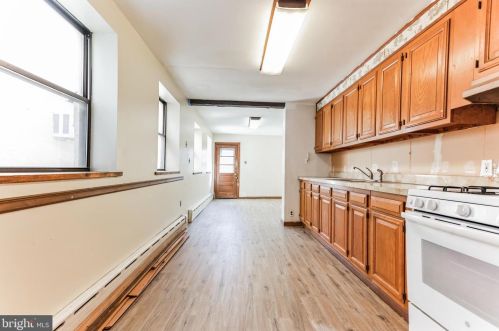 1513 2nd St, Philadelphia PA 19122-2602 exterior