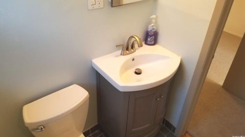 135 Iceland Dr, Huntington Station NY 11746-4231 exterior