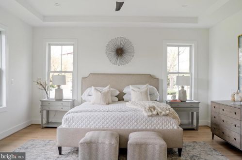 703 Bonifant St, Silver Spring MD  20910-5535 exterior