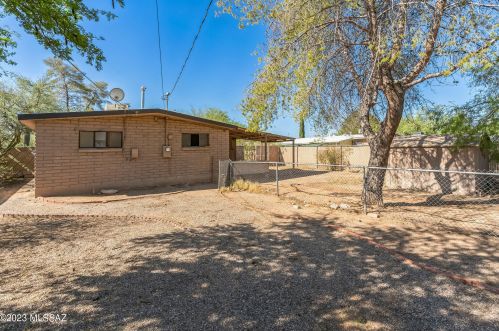 3755 Hampton St, Tucson AZ 85715-4288 exterior