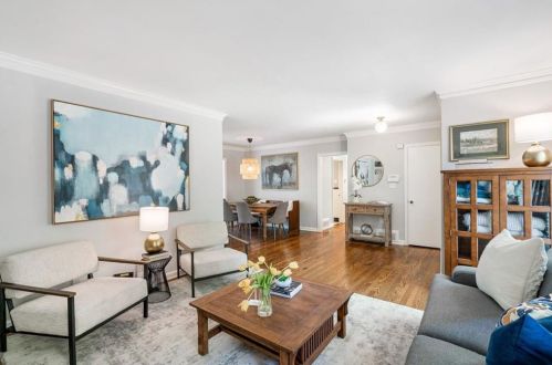 807 Cardova Dr, Atlanta GA 30324-4210 exterior