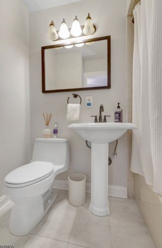 30 Springfield Ave, Cranford NJ 07016-2144 exterior