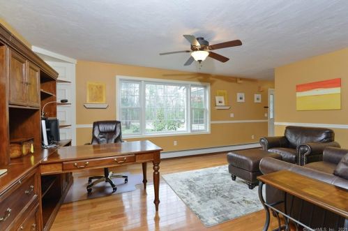 194 Roth Rd, Killingly CT 06241-1417 exterior