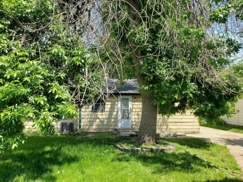 3441 82nd St, Milwaukee WI  53219-3835 exterior