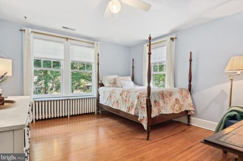 210 Brookletts Ave, Easton MD 21601-2915 exterior