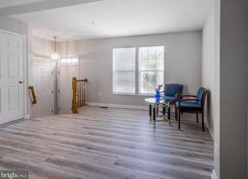 13504 Hayworth Dr, Rockville MD  20854-6395 exterior