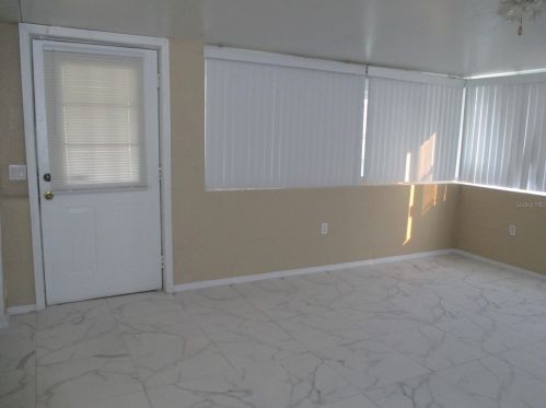 1307 Econlockhatchee Trl, Orlando FL 32825-6108 exterior