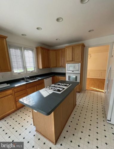 2909 Marlow Farm Ter, Silver Spring MD  20904-7113 exterior