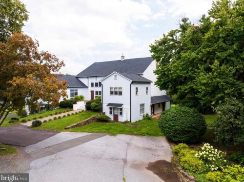 886 Vaughn Rd, Pottstown PA exterior