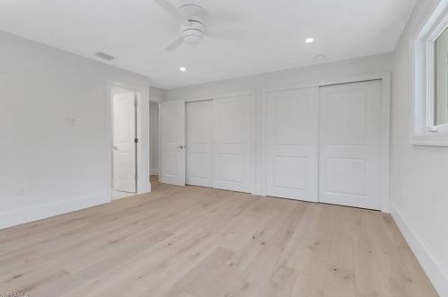 2900 Crayton Rd, Naples FL 34103-3532 exterior