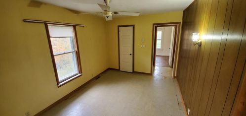 2131 G Ave, Kalamazoo MI 49004-1942 exterior