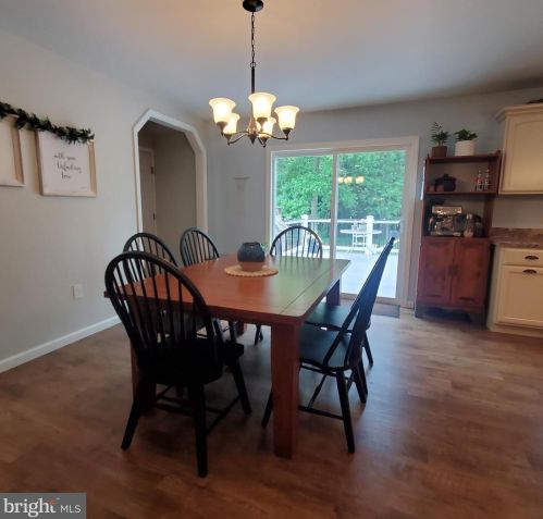 295 Fenwick Rd, Pilesgrove NJ exterior