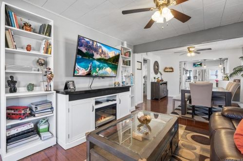 12 Elm St, Middletown NY 10940-6103 exterior