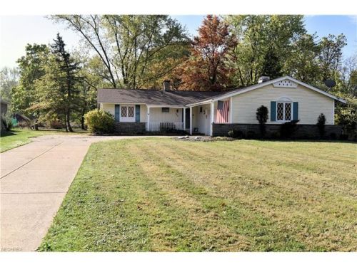 20495 Lunn Rd, Cleveland OH  44149-4805 exterior