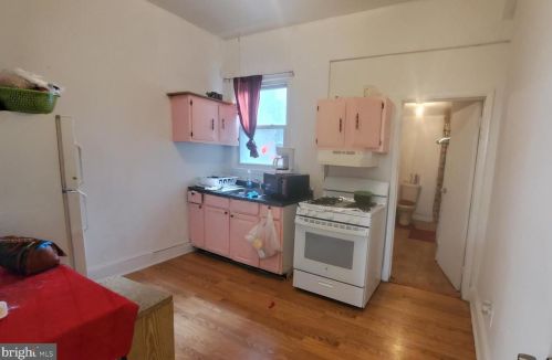 1518 6 St, Philadelphia PA 19147-6536 exterior